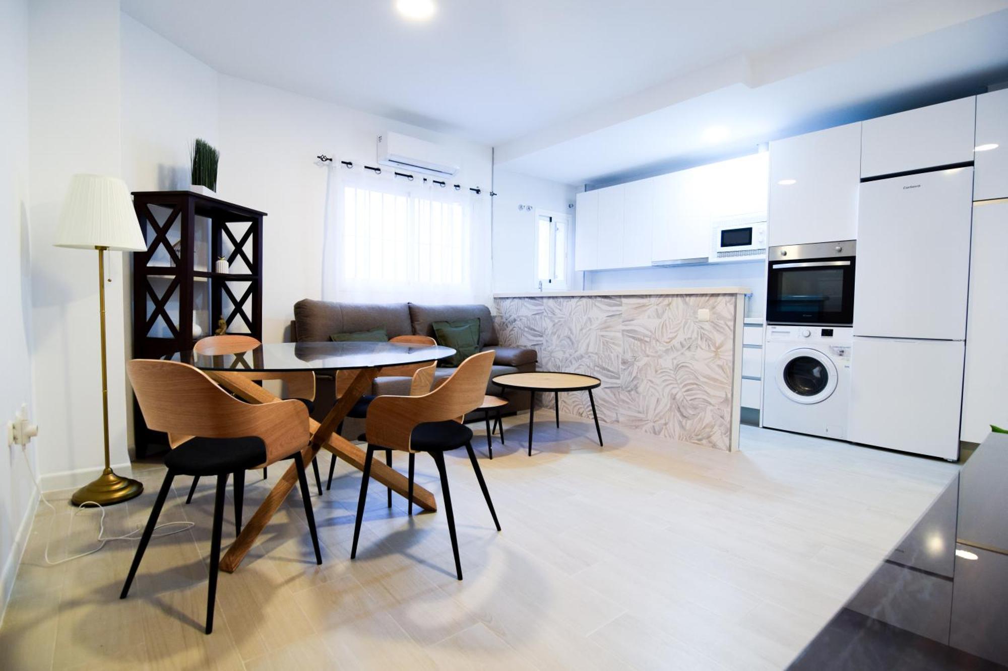 Letmalaga Cobblestone St. Appartement Buitenkant foto