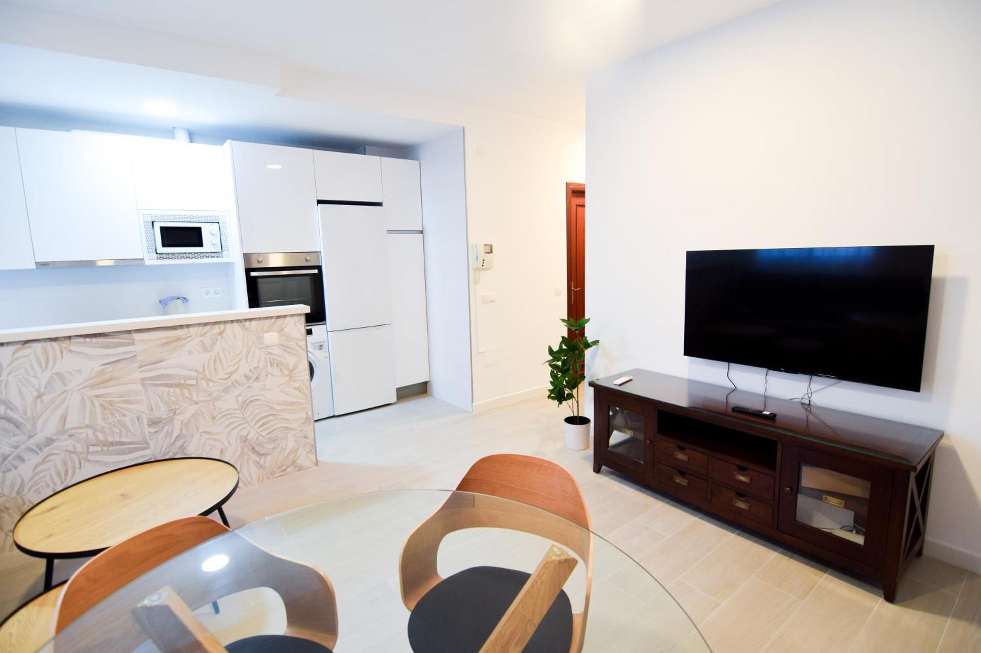 Letmalaga Cobblestone St. Appartement Buitenkant foto