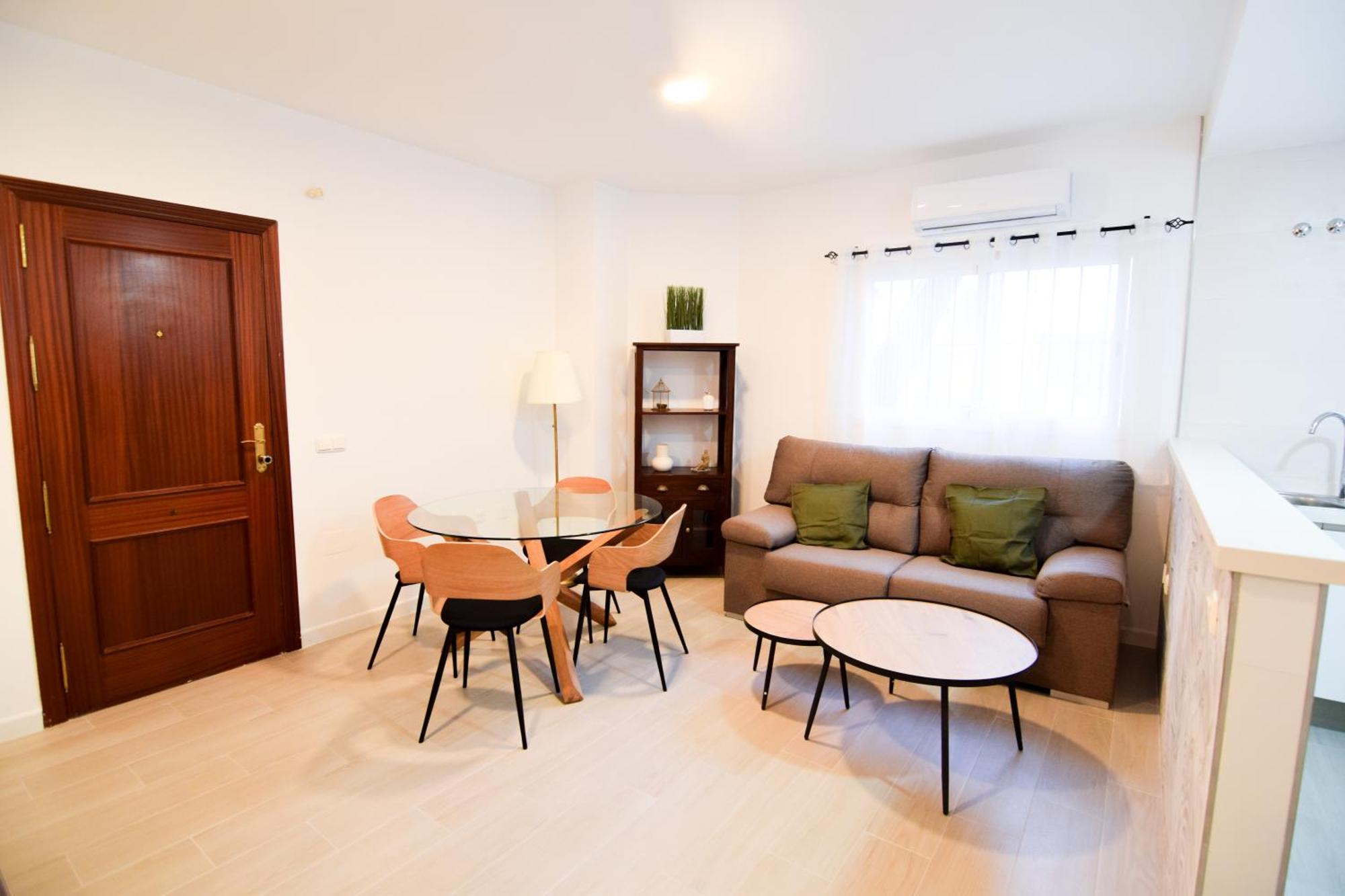 Letmalaga Cobblestone St. Appartement Buitenkant foto